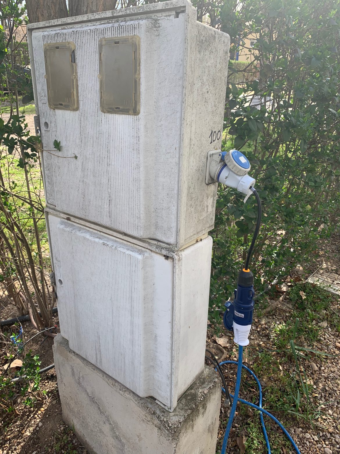 Have You Tried Reversing The Polarity? Shore Power Problems Seeking